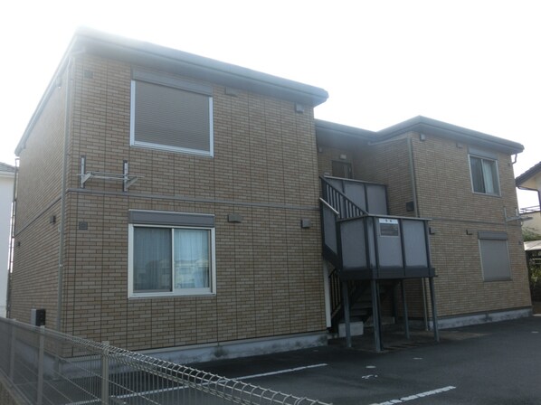 カーサエルソレ―ユの物件外観写真